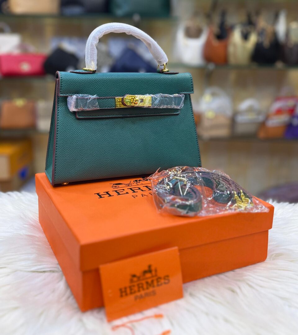 Hermès Kelly Mini (Kelly 20) Handbag