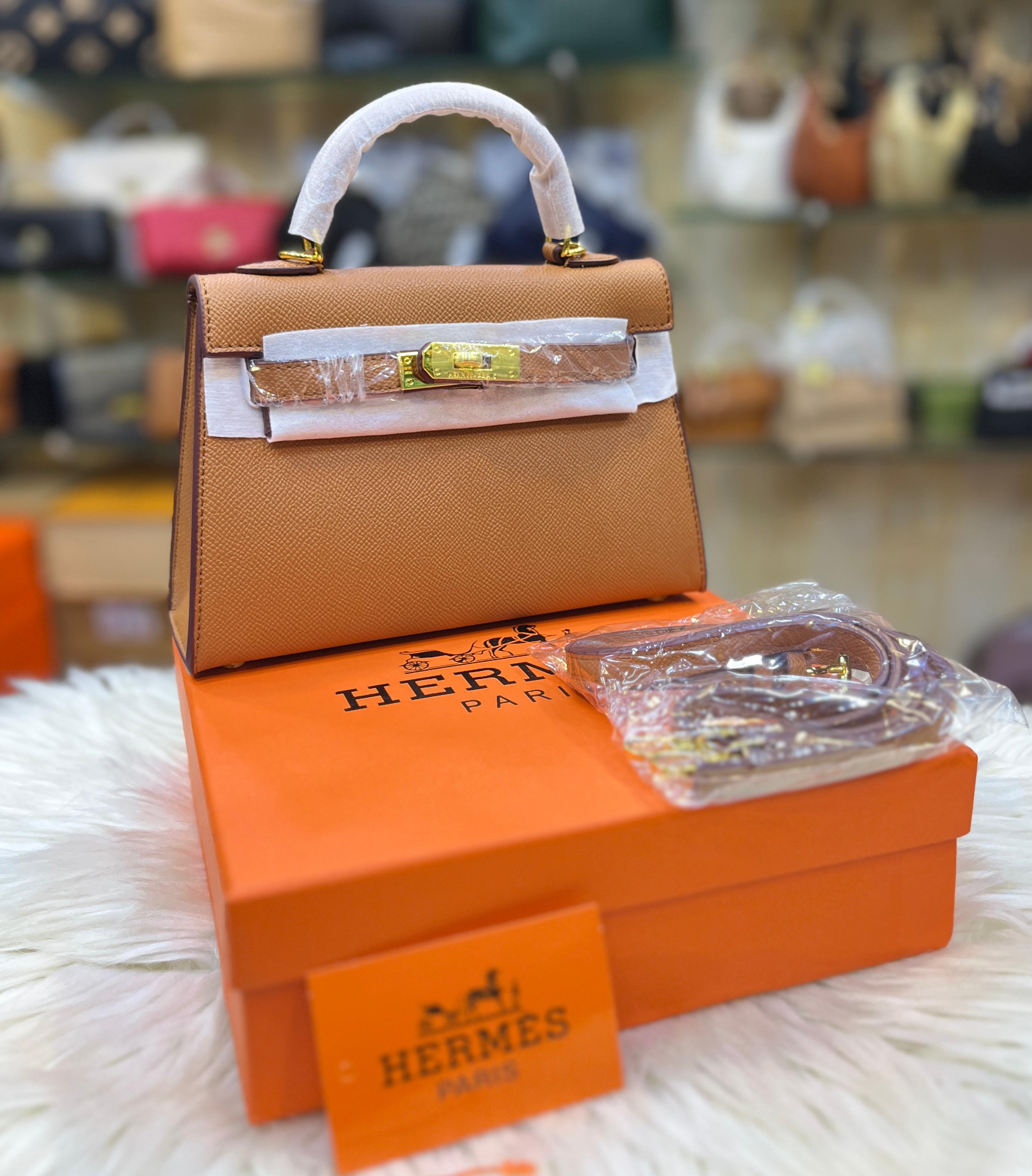 Hermès Kelly Mini (Kelly 20) Handbag