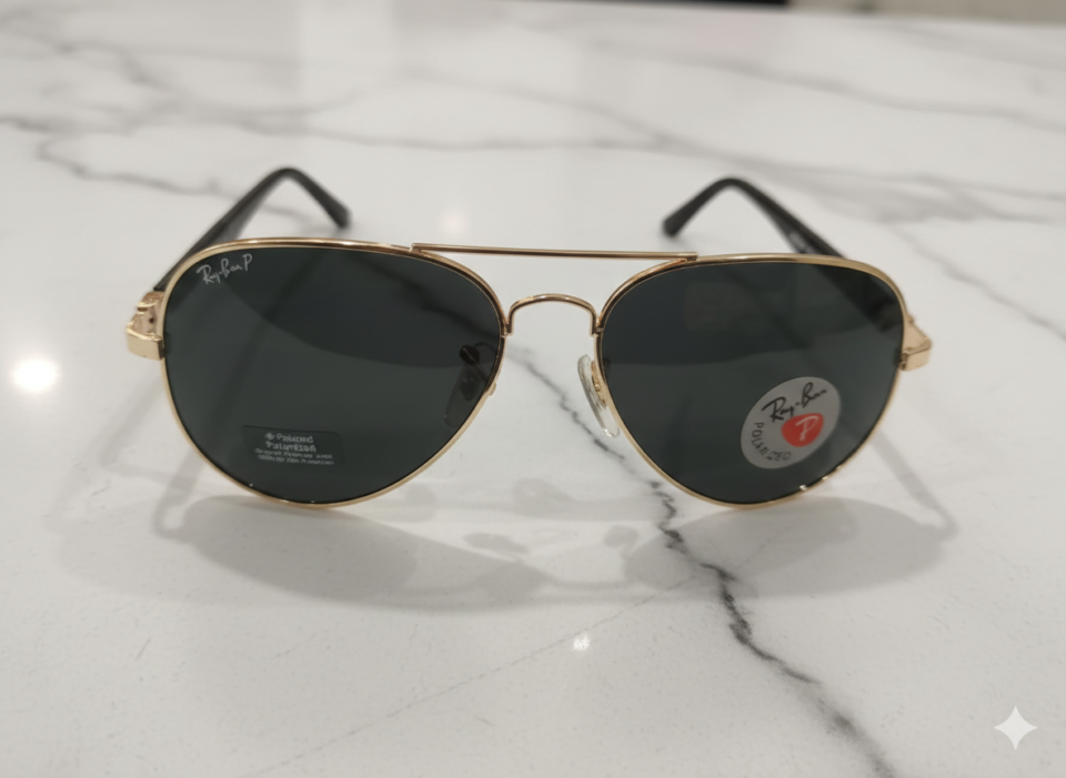 Ray-Ban Classic Aviator Polarized Sunglasses – Gold Frame