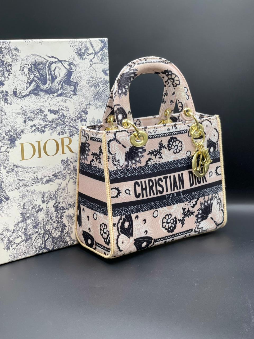 Christian Dior 8