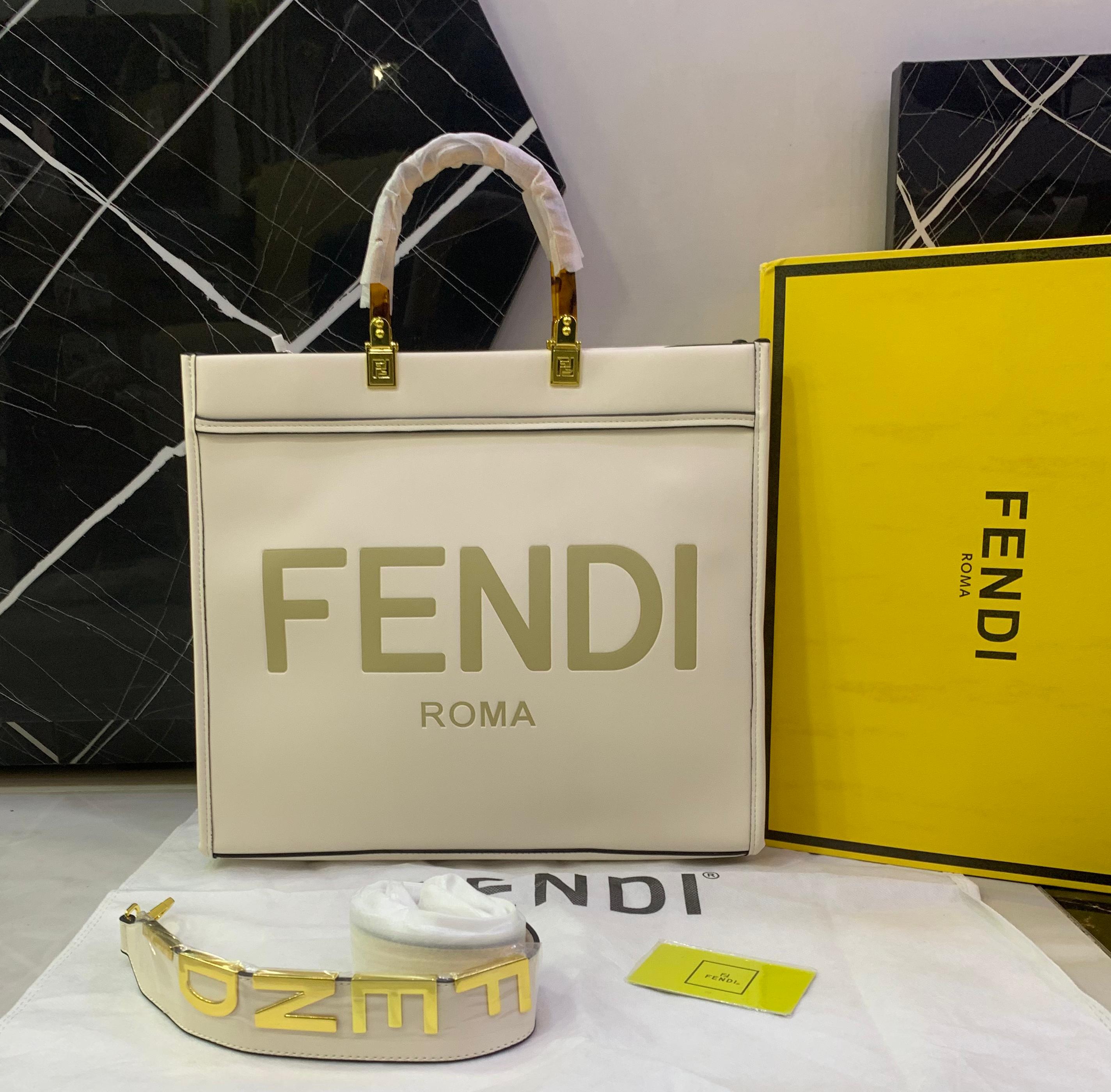 Fendi Roma Embossed Leather Large Tote Bag