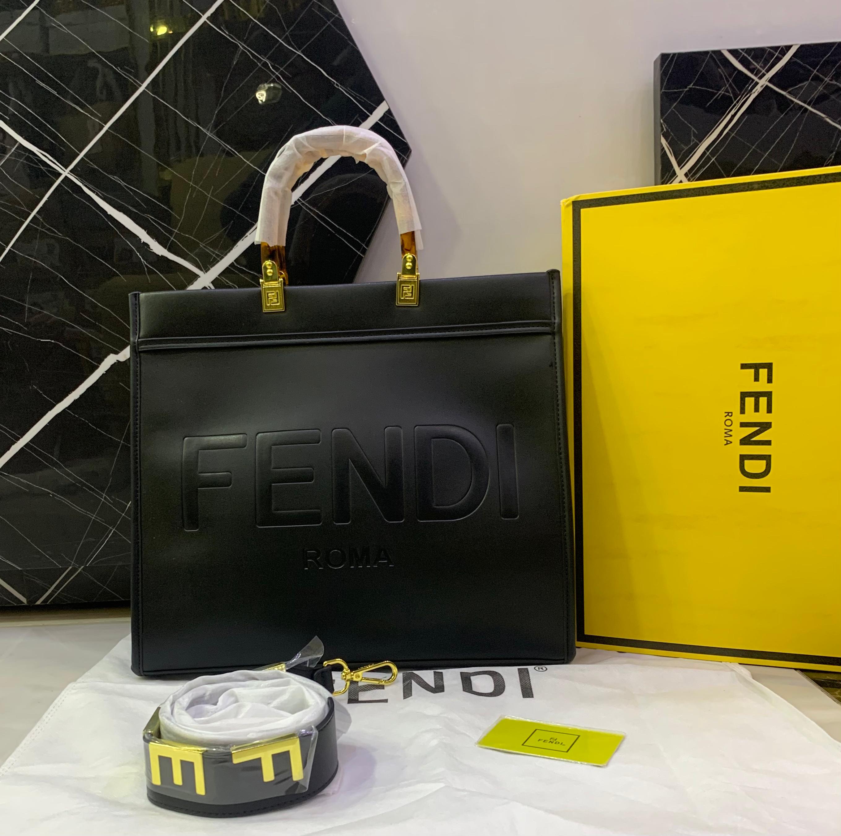 Fendi Roma Embossed Leather Large Tote Bag