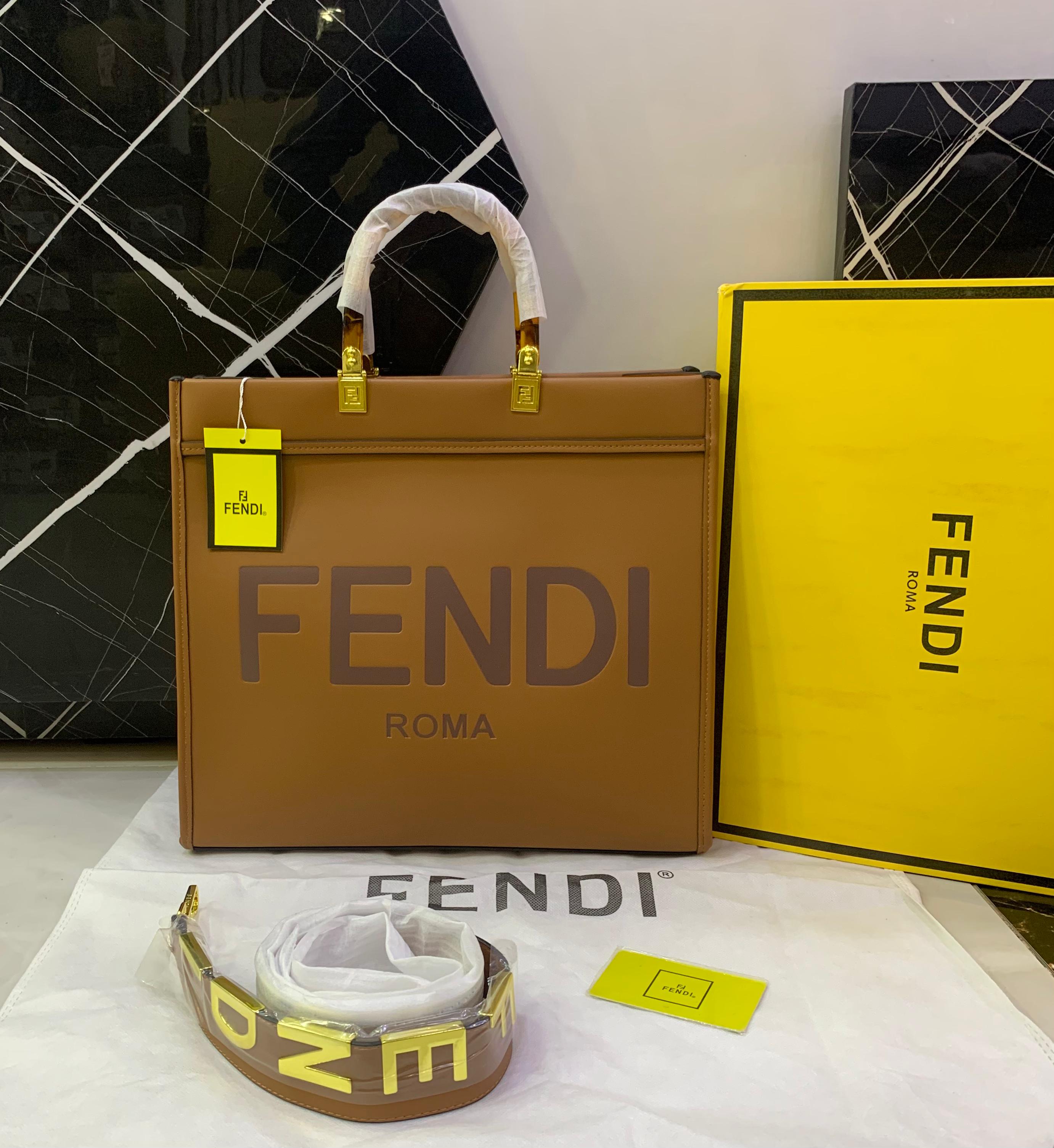 Fendi Roma Embossed Leather Large Tote Bag